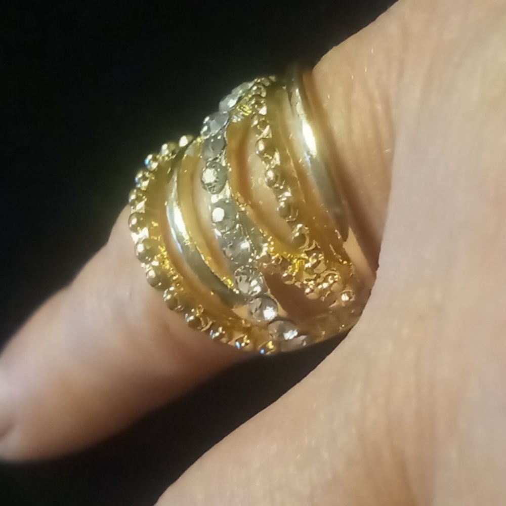 Gold tone layered stacked ring size 5